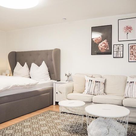 Stylische Wohnung In Ruhiger Lage, Sehr Messenah Laatzen ภายนอก รูปภาพ