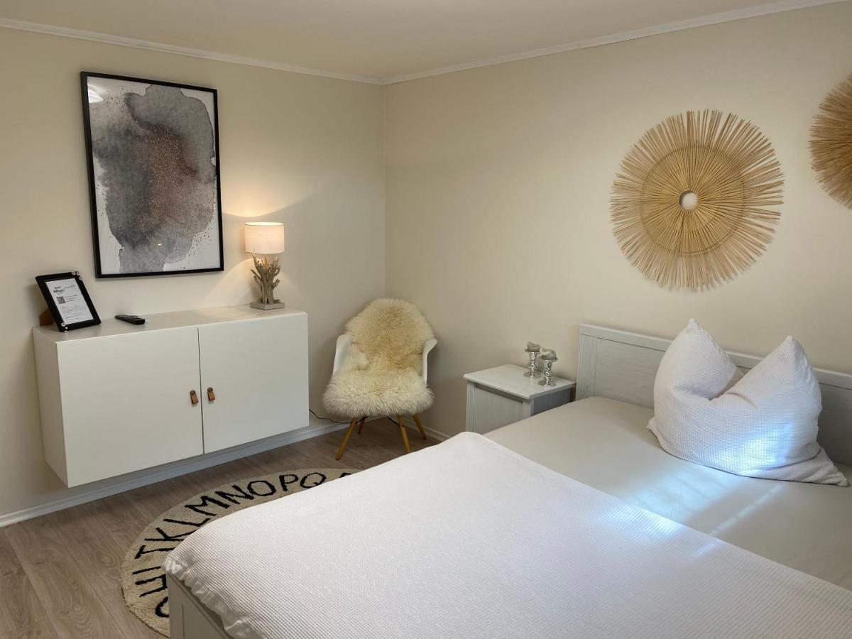 Stylische Wohnung In Ruhiger Lage, Sehr Messenah Laatzen ภายนอก รูปภาพ