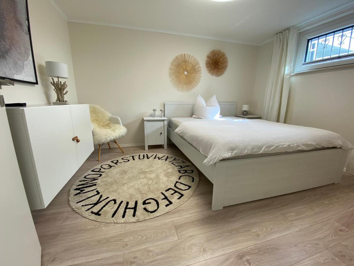 Stylische Wohnung In Ruhiger Lage, Sehr Messenah Laatzen ภายนอก รูปภาพ